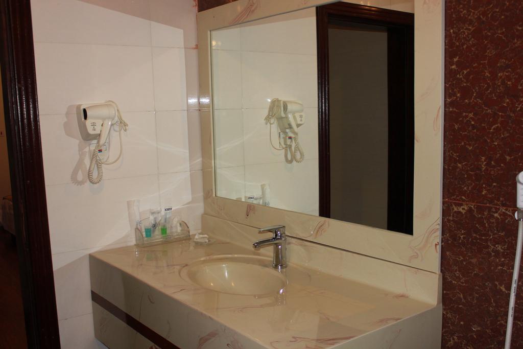 Nuzol Tala Hotel Khafji Exterior photo